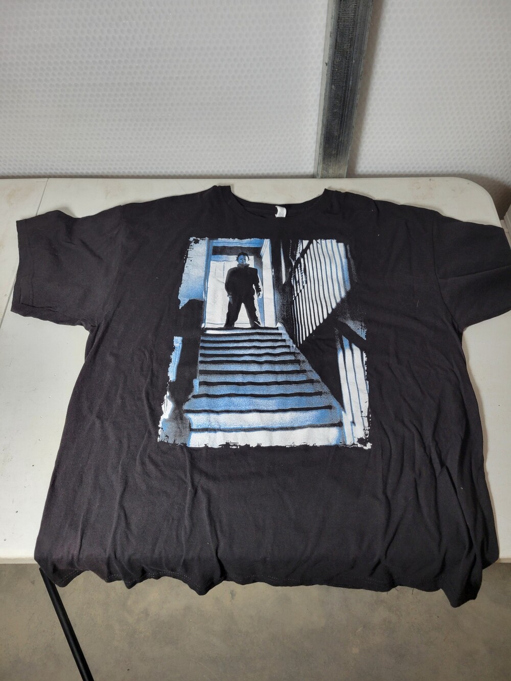 Michael Myers Halloween Staircase Graphic T-Shirt – Black – 2XL